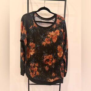 Maurices Black Floral Long Sleeve Top